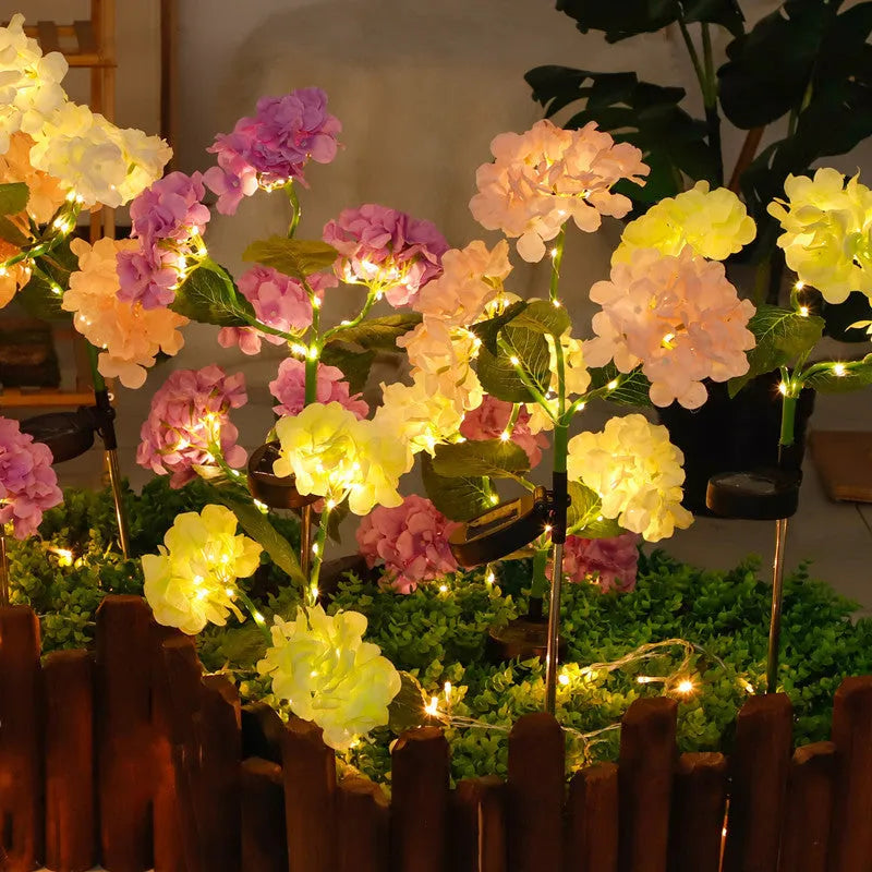 Solar hydrangea garden decorative light with rubber construction and IP55 waterproof rating